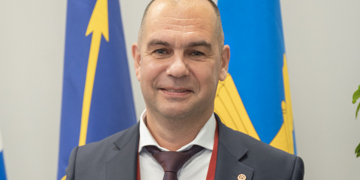 Уральская Сталь