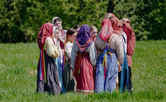 Исчезнувшая Россия: революция отменила русские имена — они возвращаются: Антип, Глафира и не только