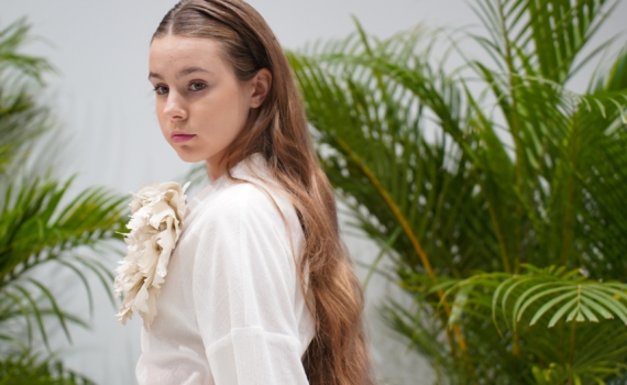 Это окрашивание займет место мелирования: зима 2026 диктует новый тренд на блонд